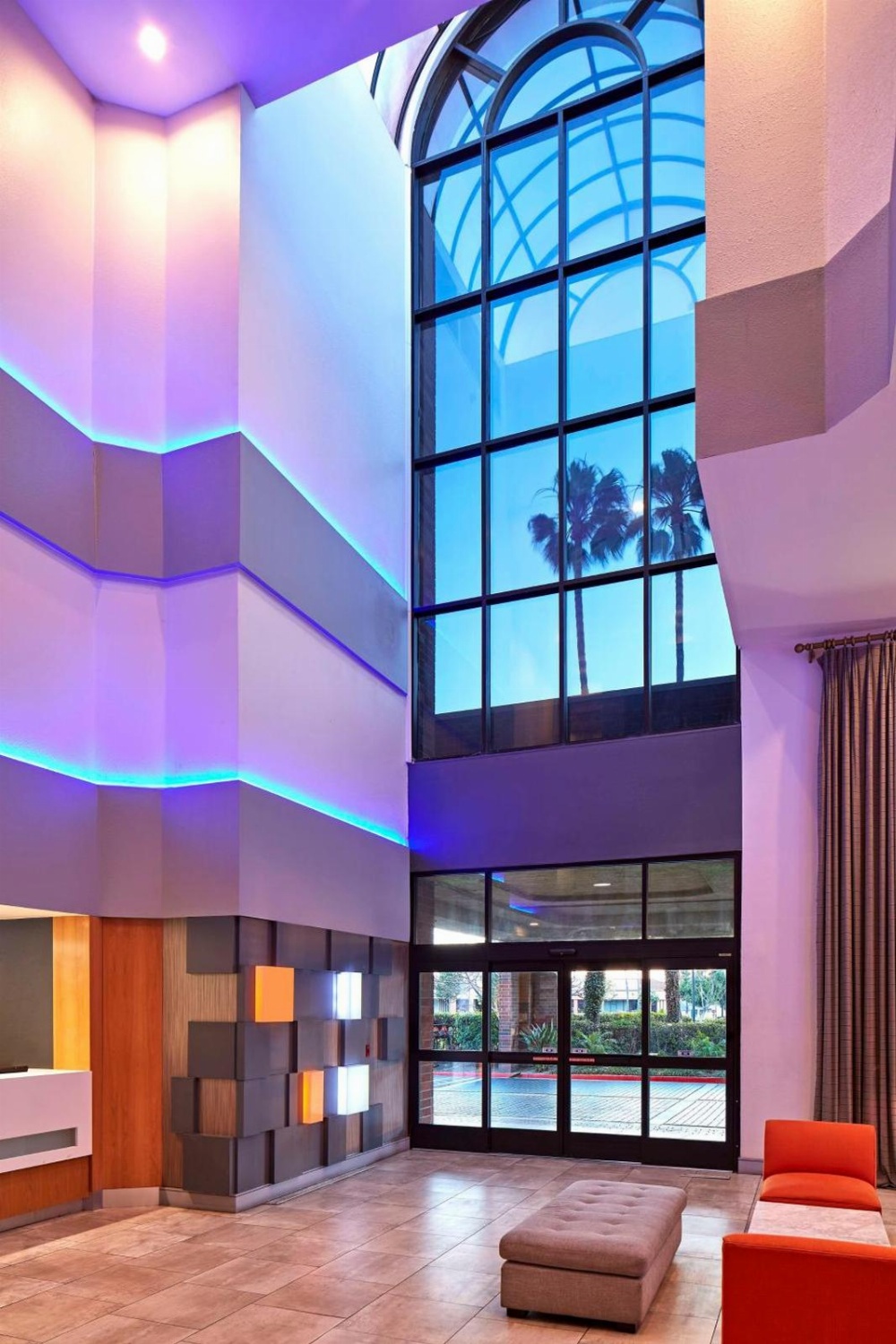 Best Western Plus Meridian Inn & Suites, Anaheim-Orange