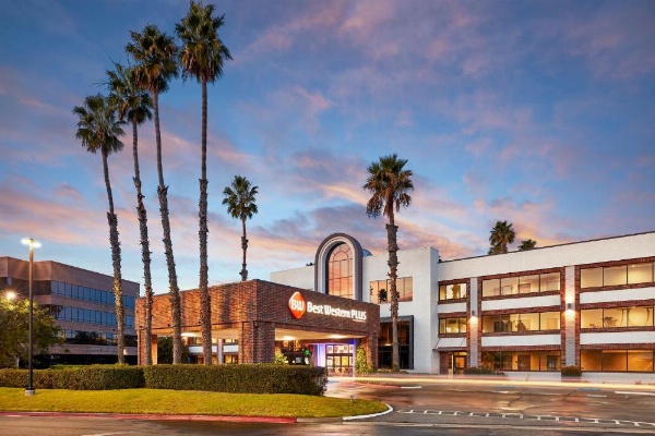 Best Western Plus Meridian Inn & Suites, Anaheim-Orange image 25